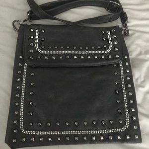 BLACK STUDDED CROSSBODY 🖤